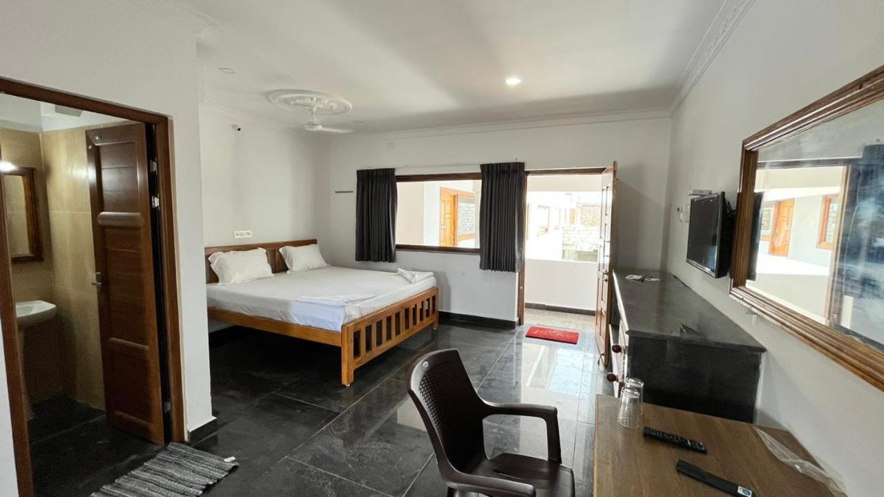 Anand Beach Guesthouse By Moonrocks Mahabalipuram Zewnętrze zdjęcie