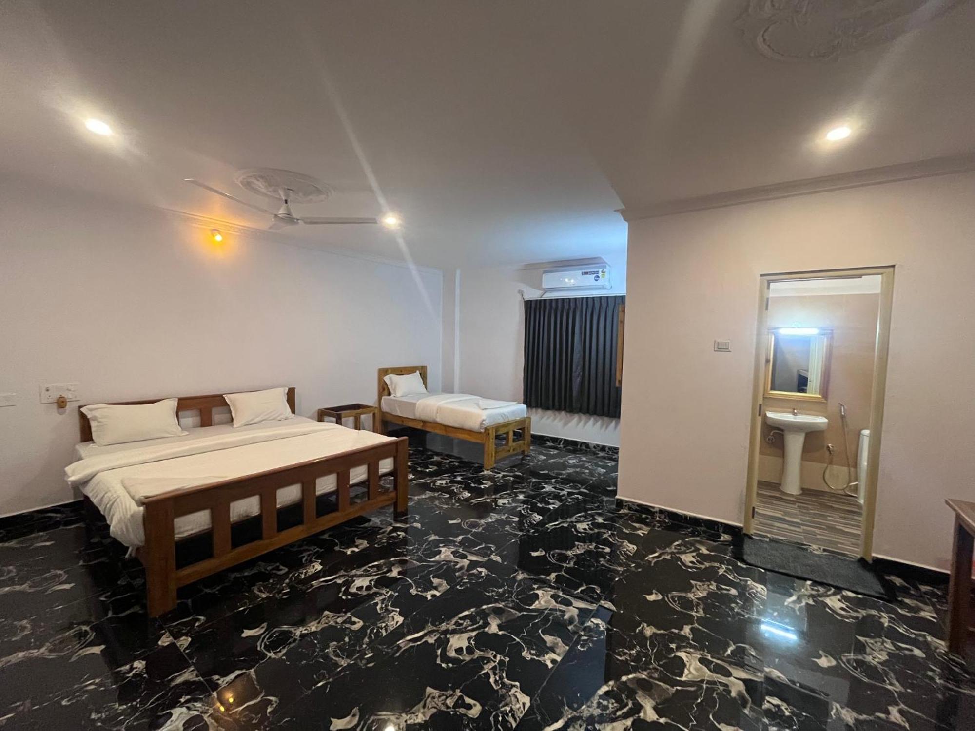 Anand Beach Guesthouse By Moonrocks Mahabalipuram Zewnętrze zdjęcie